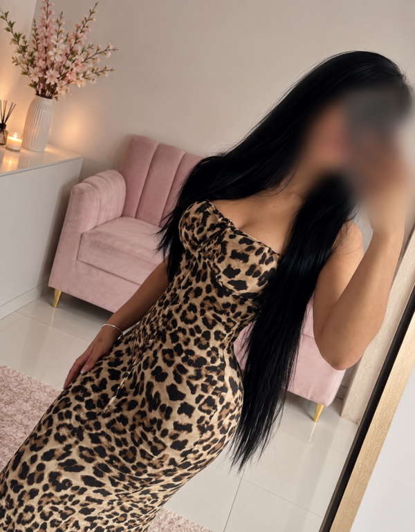 SOFÍA, LATINA, FOTOS REALES Y MUY CARIÑOSA