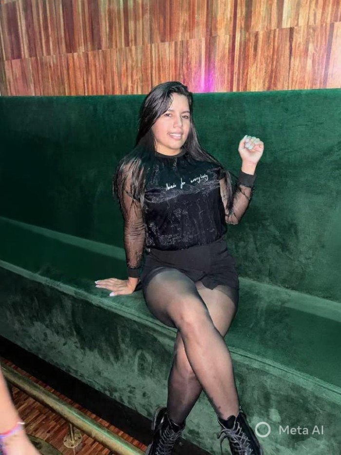 VEN!!! QUITAME LAS BRAGAS CON TU BOCA…