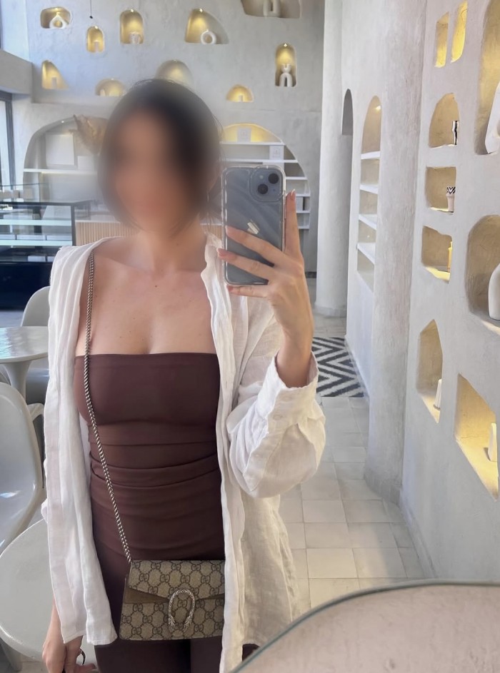 Yina,Preciosa jovencita colombiana desde 15 euros!