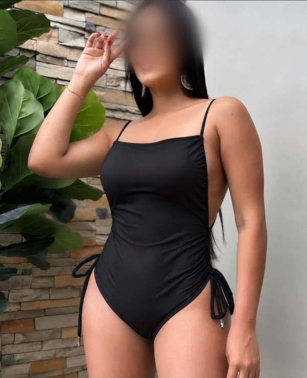HERMOSA COLOMBIANA DISPUESTA A DARTE LO MEJOR DE MI