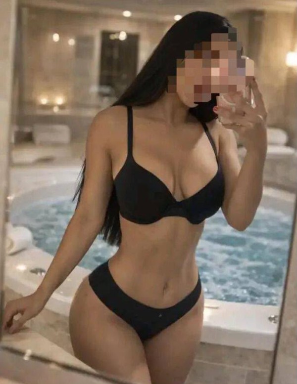 Jovencita muy puta en Lugo recién llegada muy fiestera y juguetona