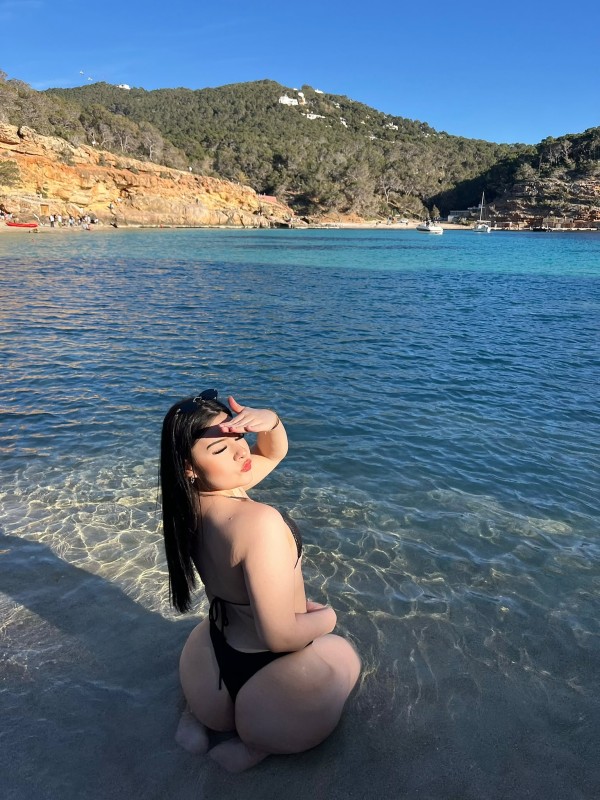 KAMILA HERMOSA MUÑECA LATINA CACHONDOTA 18 añitos