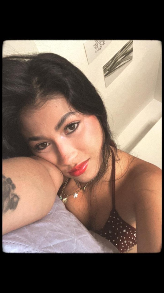 Me inicio 18 años dulce y cariñosa