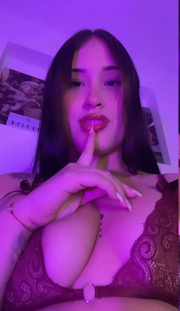 PETITE COLOMBIANA MUY MORBOSA EN SANTURTZI