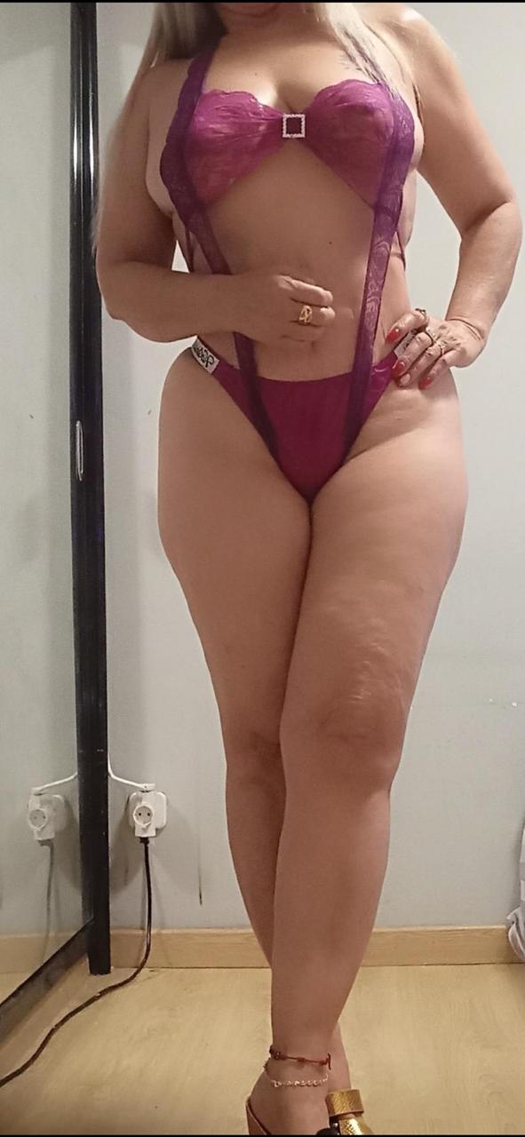 ARDIENTE APASIONADA ARDIOENTE DESEOSA DE SEXO