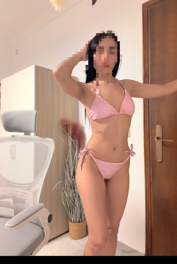 Puerto Estepona Gimena fiestera oferta horas