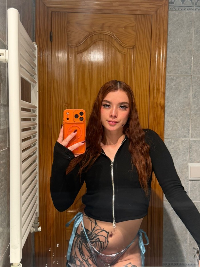 Española, 21 Años , completa