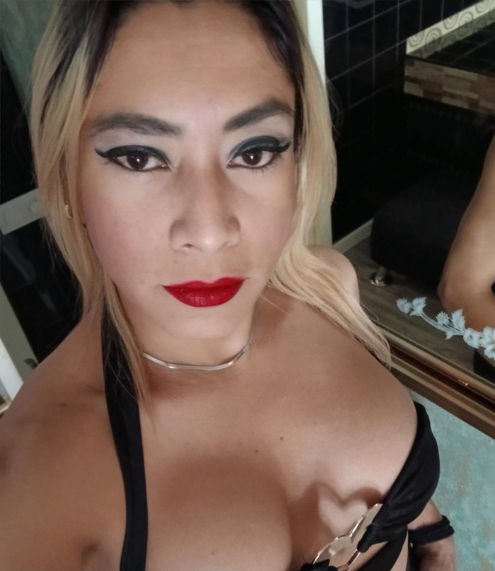 Me corro contigo me veo tu leche súper fiestera