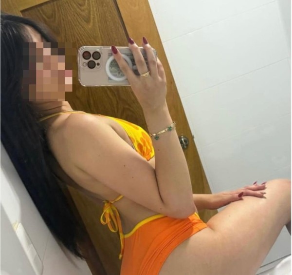 NOVEDAD LUNA!! JOVENCITA COMPLACIENTE CARIñOSA EN AVILA