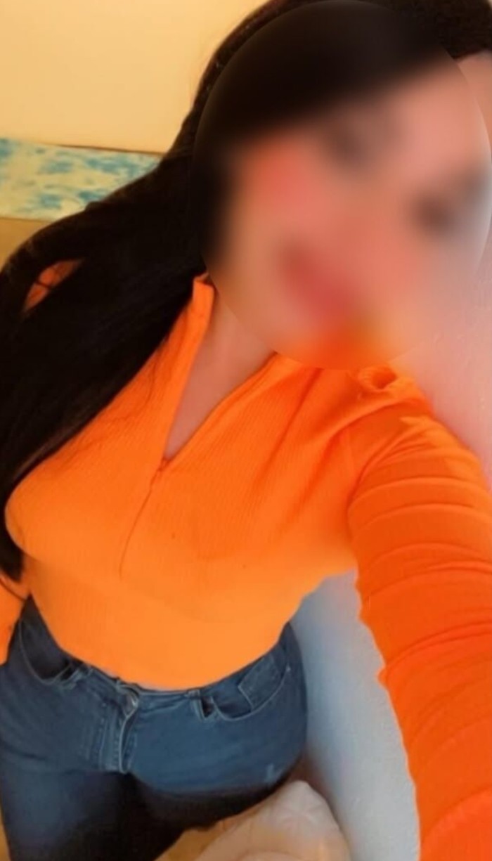COLOMBIANA DE LUJO MORBOSA Y EXPLOSIVA