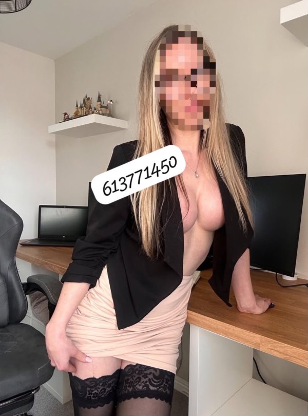 NOVEDAD CRISTINA PIVONAZO REAL, ACTIVA SEXUALMENTE – TORRELAVEGA