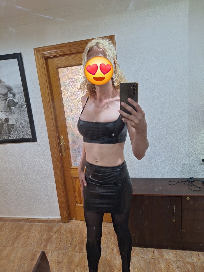 Travesti bianka malagueña rubia guapa simpatica