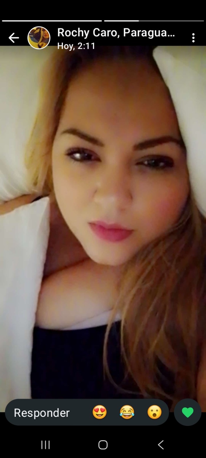 Sole, paraguaya, fiestera, independiente