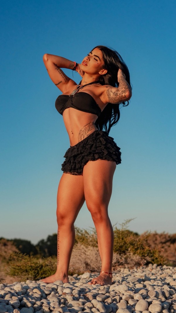 Cloe – Colombiana Acompañante de Lujo en Ibiza
