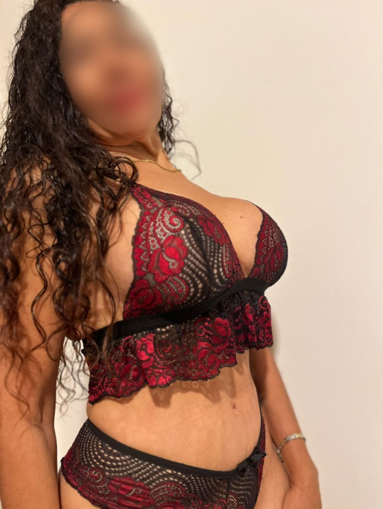 MADURITA DELICIOSA IMPLICADA EXQUISITA