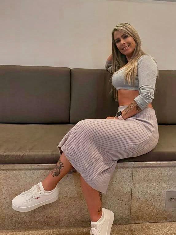 ACOMPAÑATE RECIEN LLEGADA GUAPA MUY SIMPATICA MUCHO GANA CONOCERTE !