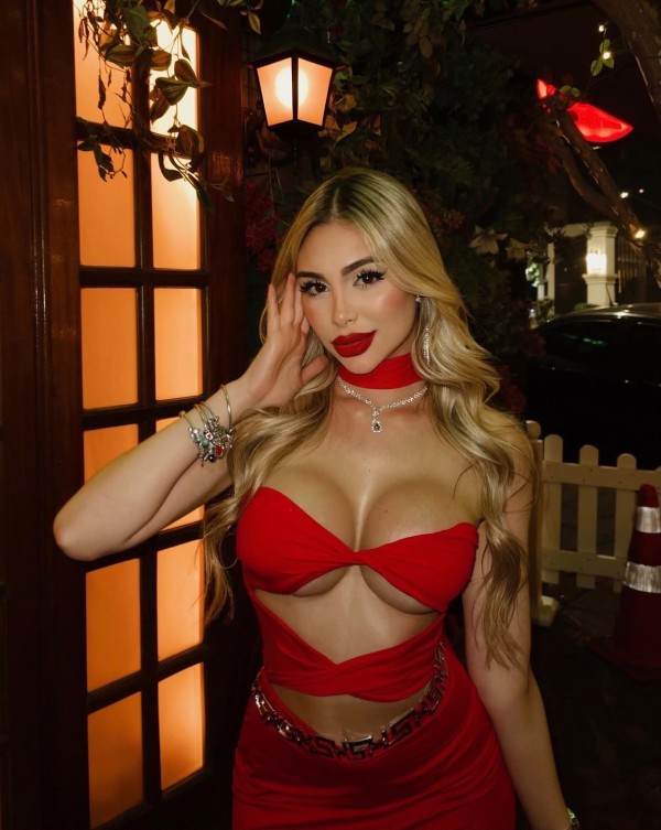 LORENA EXCLUSIVA ESPAÑOLA POR UNOS DIAS