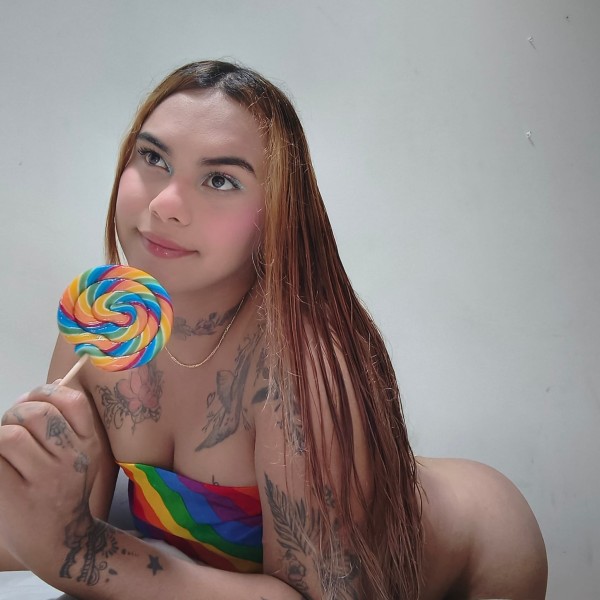 Sensual chica trans cachonda y cariñosa. Zaragoza.