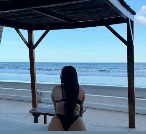 Valeria gordita culona y tetona. GUAPISIMA.