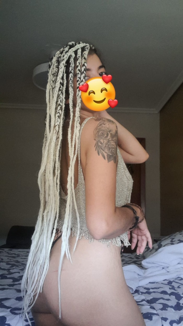 JOVENCITA BRASILEÑA GUAPÍSIMA RECIÉN LLEGADA 24H