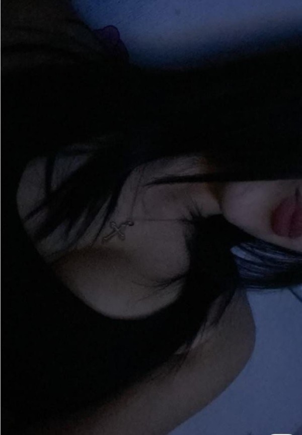 Sofi jovencita cachonda, guapa y muy putita.