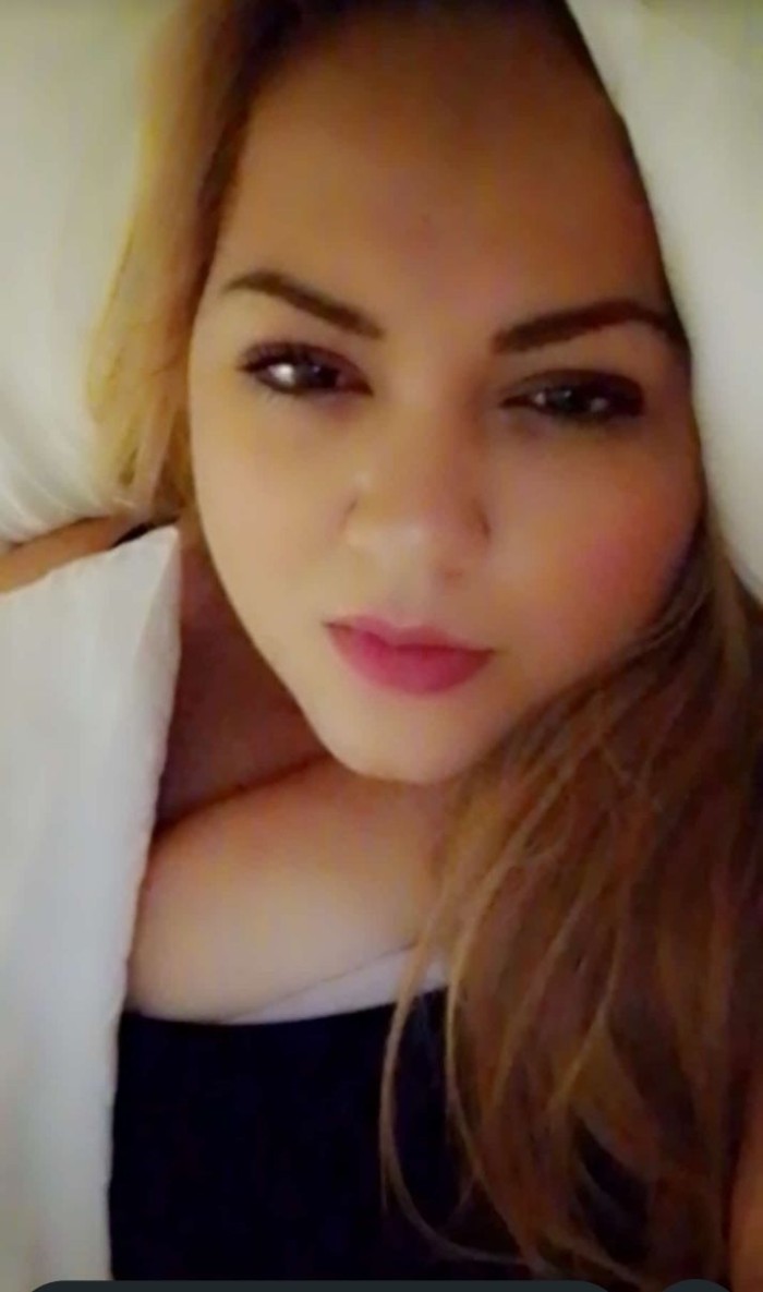 Sole, paraguaya, fiestera, independiente