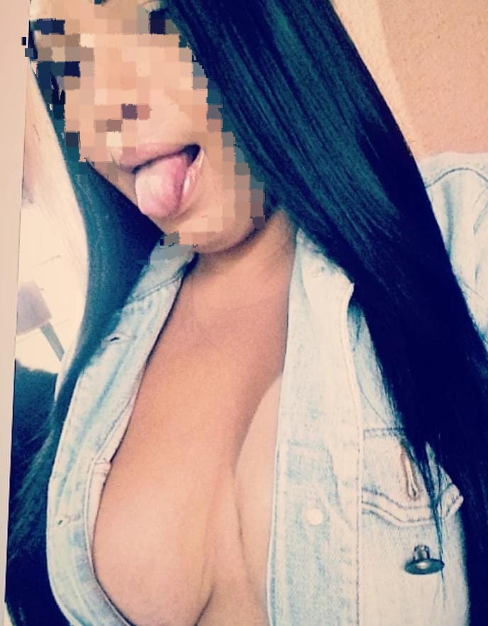 Lina cachonda fiestera