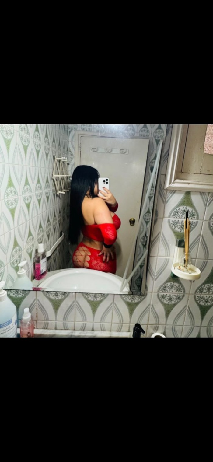 NOVEDAD  CHICA FOGOSA Y FIESTERA