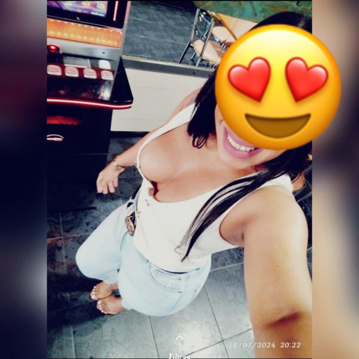 FIESTA LUJURIA CON UN COÑITO DELICIOSO
