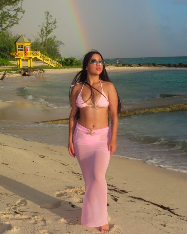 Caliente  toda una diosa que te condena a tu placer