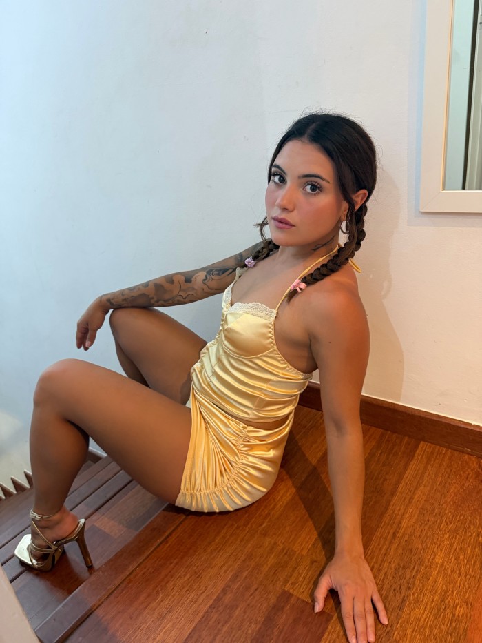 Ainhoa estudiante 19 añitos argentina muy dulce