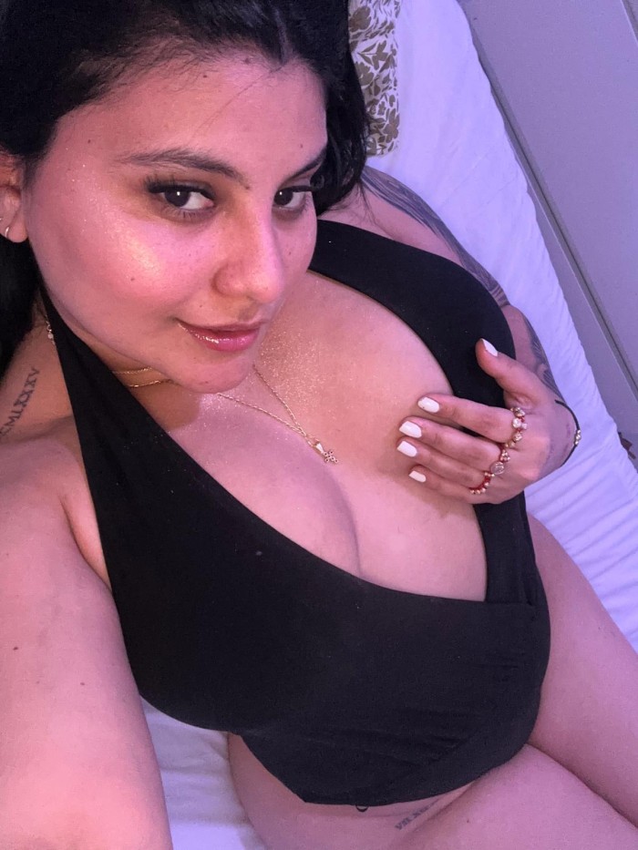 CURVAS DIVINAS, GANAS DE FIESTA Y MORBO