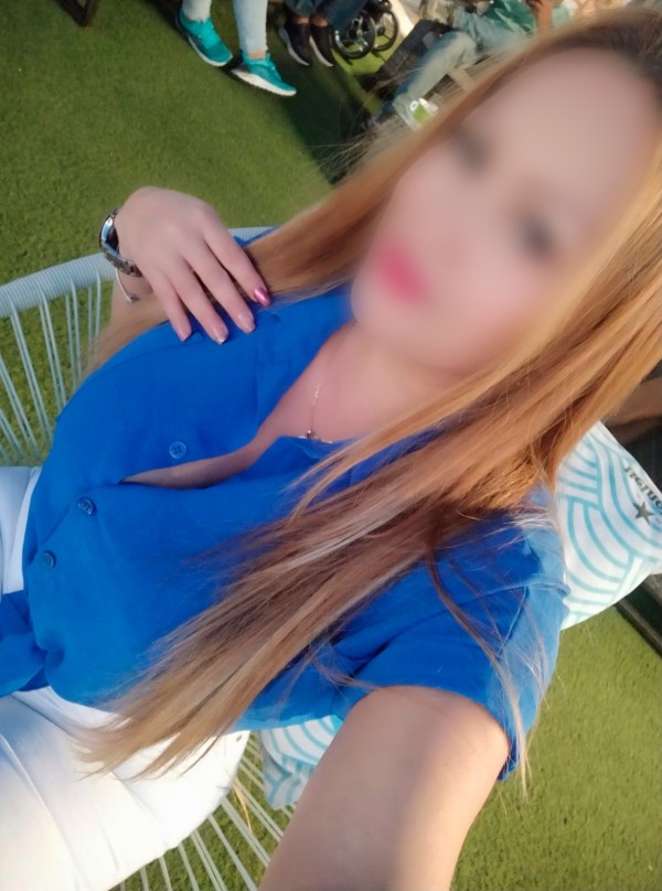 Soy Karina , madura dispuesta a pasarlo bien