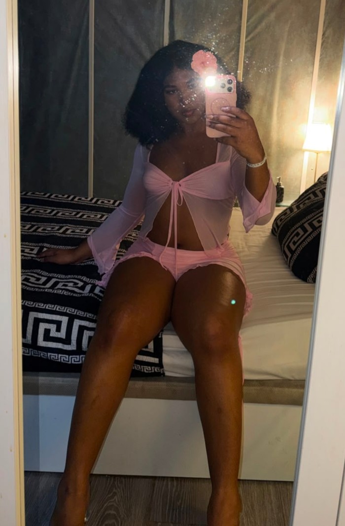TRANS COLOMBIANA DE LUJO EXPLOSIVA Y JUGUETONA