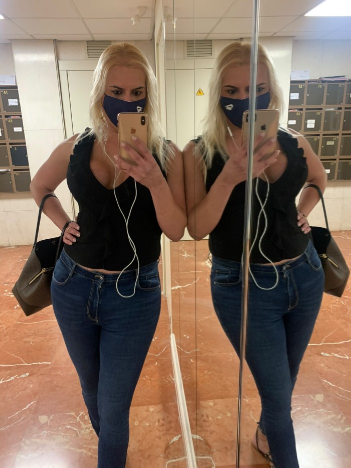 KARINA SECRET * SPEAK ENGLISH MARBELLA