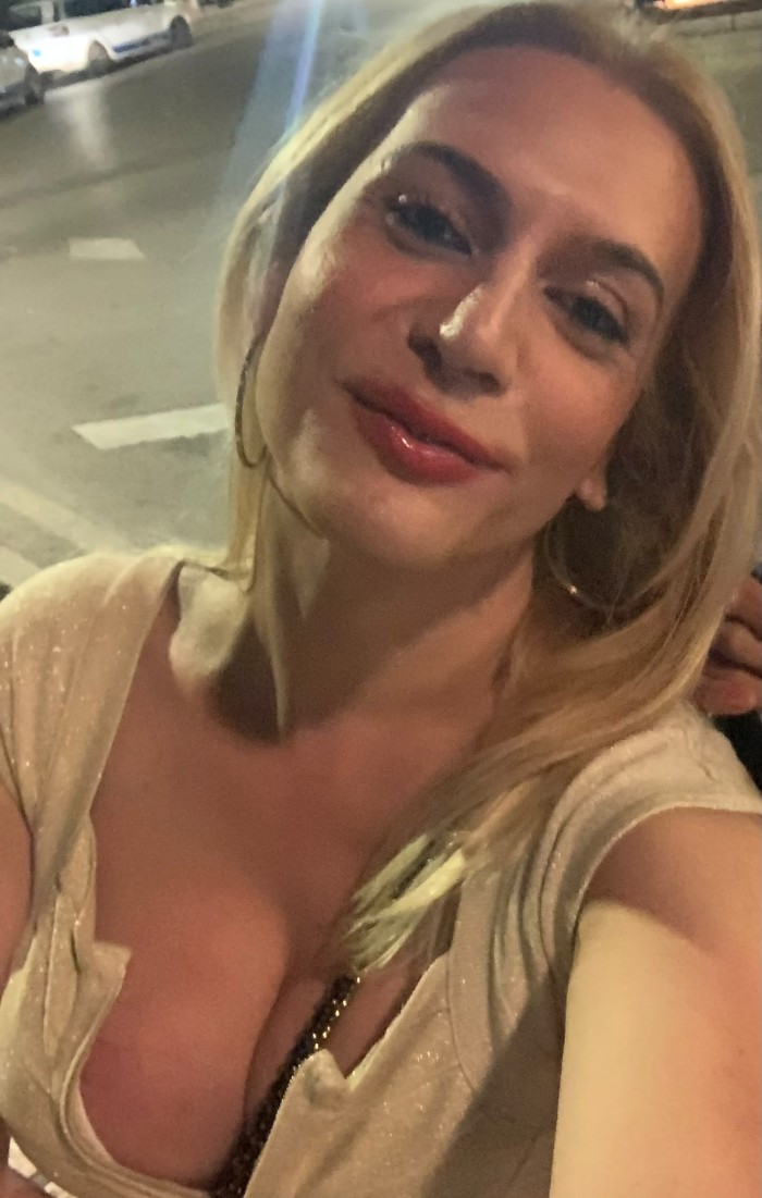 KARINA SECRET * SPEAK ENGLISH MARBELLA