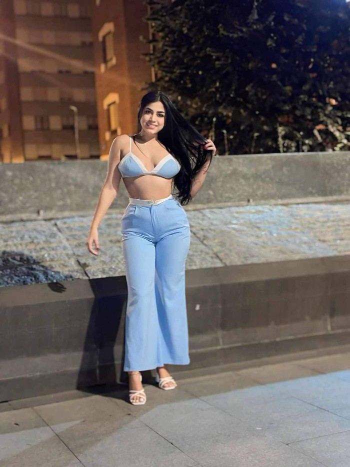 Una chavala muy cachonda ANDREA