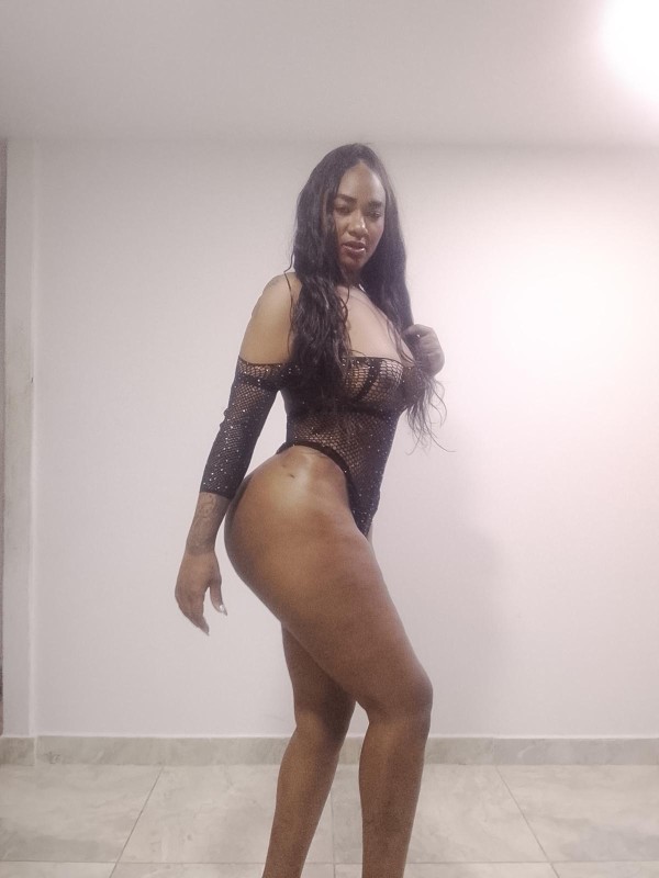 Noveda jovensita chochito apretadito y dispuesta a darte placer