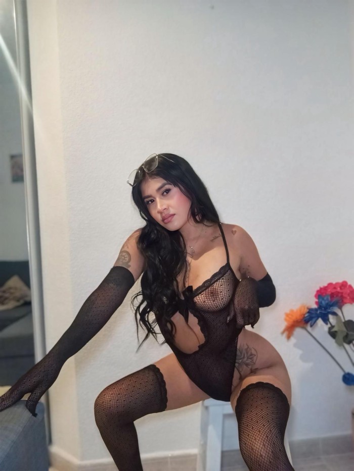 EN LAS GALLETAS MUJER DESEOSA DE SEXO