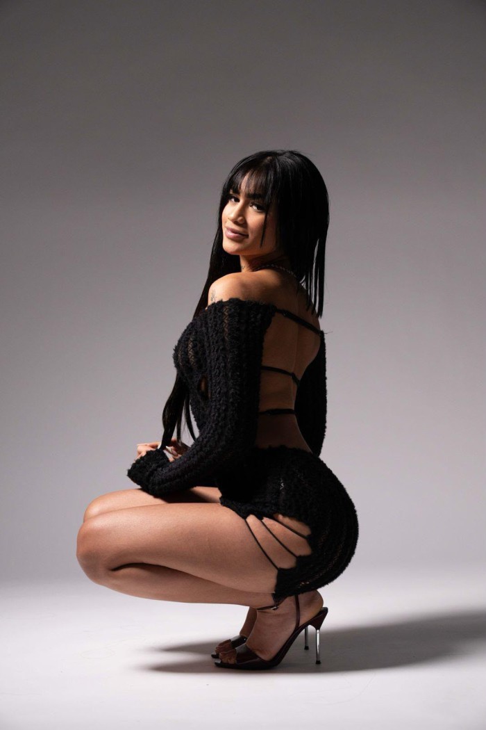 MUJER CACHONDA CON GANAS DE UNA BUENA FOLLADA