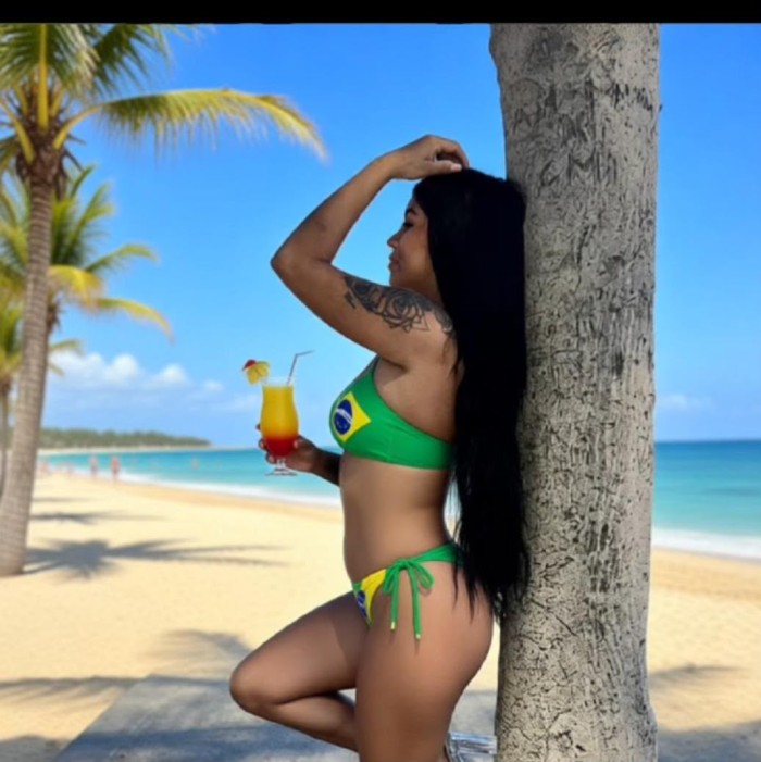 ARDIENTE LATINA