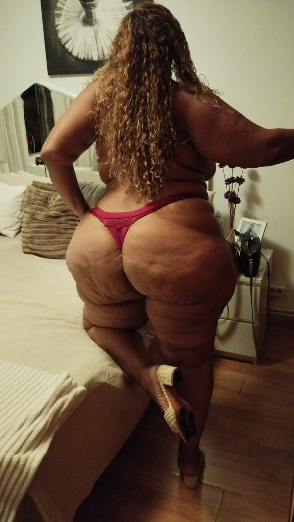 HERMOSA BRASILEÑA CULAZO XXL DISPONIBLE PARA CUMPLIR TU FANTASÍAS *_*