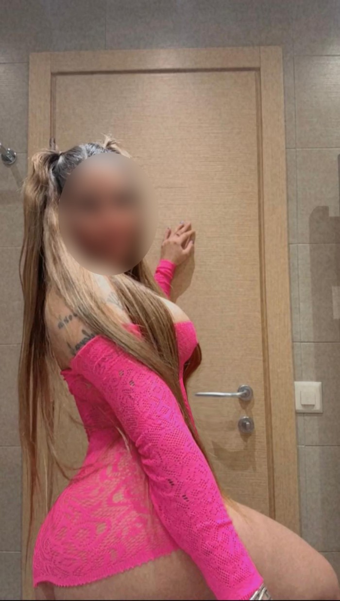 SOY NIKOL GUAPA JUGUETONA FIESTERA MUY CALIENTE 24H EN TORREMOLINOS