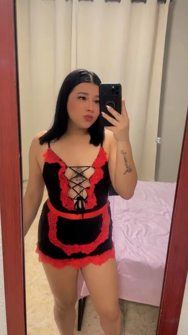 DELICIOSA IMPLICADA CACHONDA DESEOSA DE PLACER