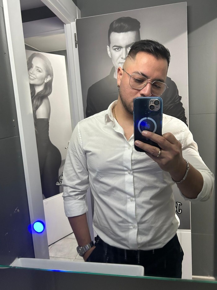 GIGOLO Y ACOMPAÑANTE MUJERES Y PAREJAS