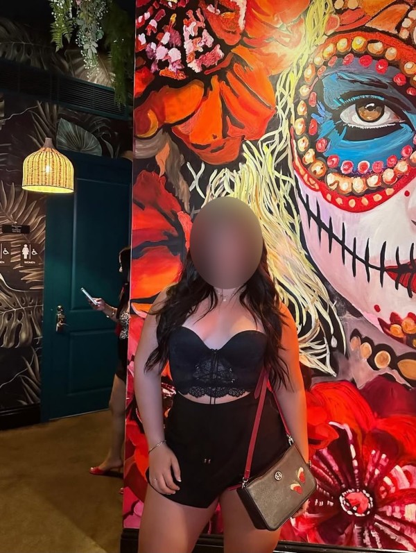 612406255 una bella y atenta Mujer de alto nivel