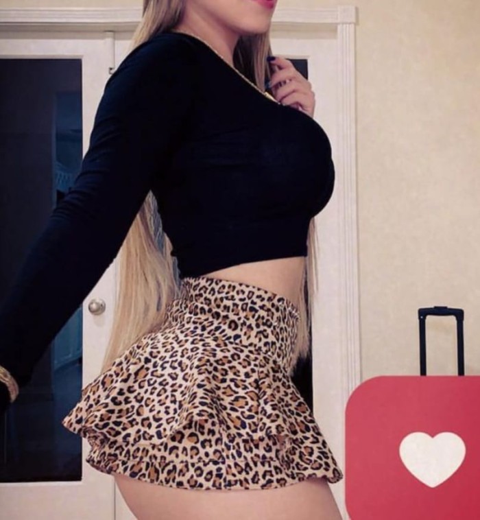 RUBIA DELICIOSA CACHONDA EXCLUSIVA COMPLACIENTE