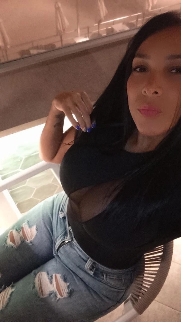 SOY CAROLINA BELLA Y SENSUAL FIESTERA LEON 24H
