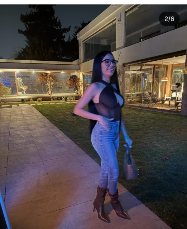 QUITAME MIS BRAGUITAS CON LA BOCA EN PORTONOVO