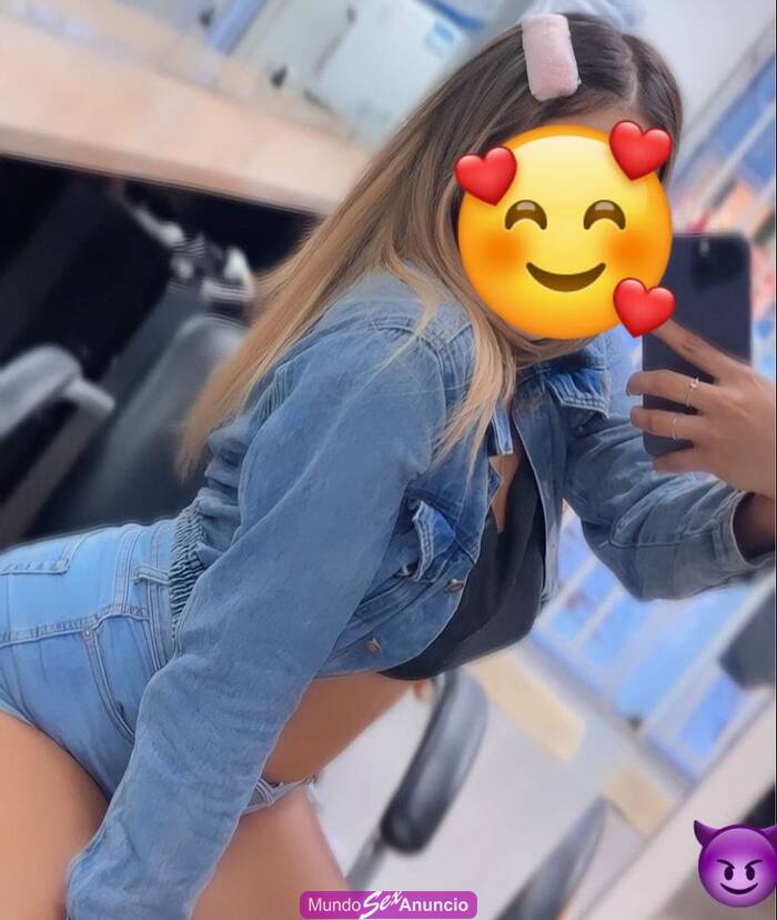 JOVENCITA CON LINDAS TETAS NATURALES NOVEDAD